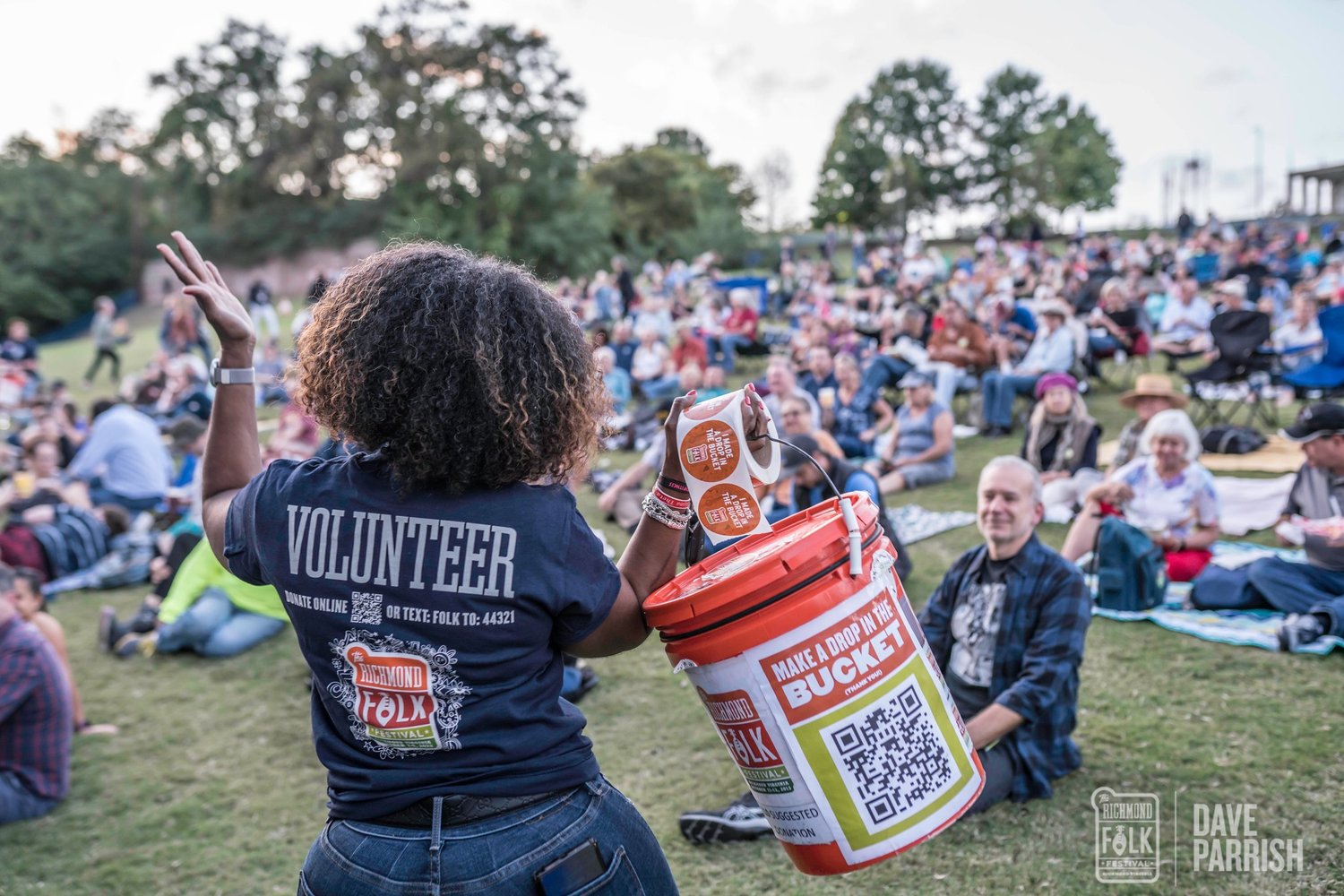 Join the vibrant team of volunteers making the Richmond Folk Festival a success!