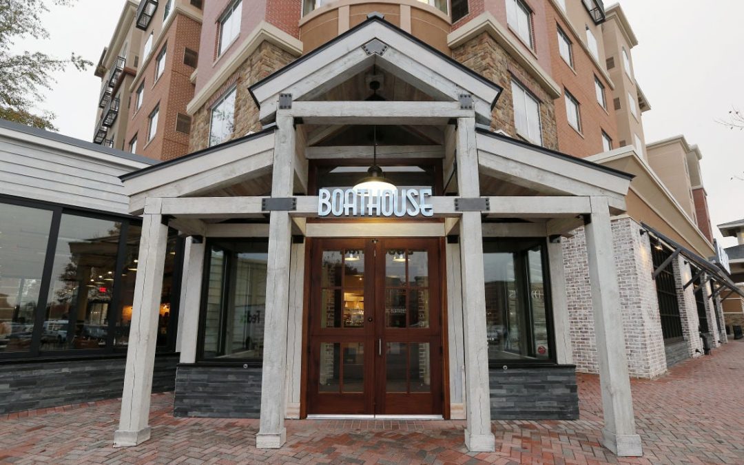 Seafood Sensations: Why The Boathouse is Your Next Dining Destination!